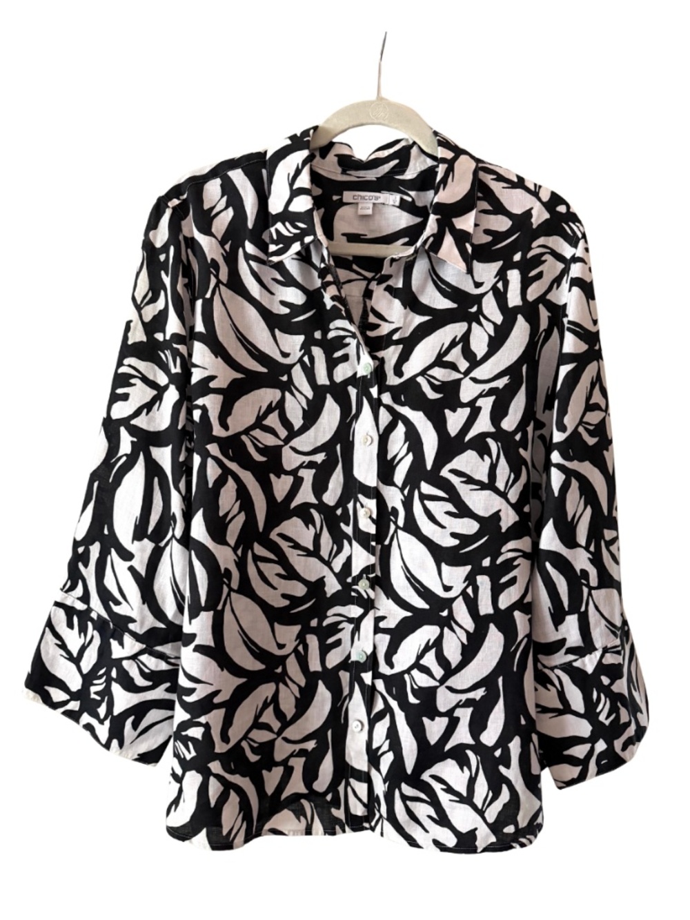 Chico's Black and White Leaf Print Linen Blouse Size 3